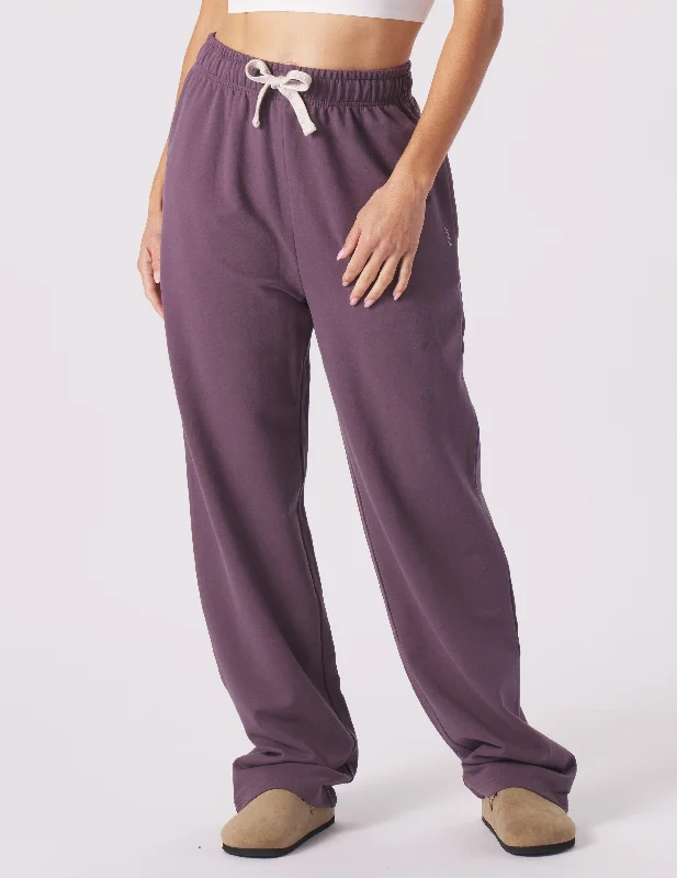 Unbeatable Prices Straight Leg Sweatpant: Berry Wine