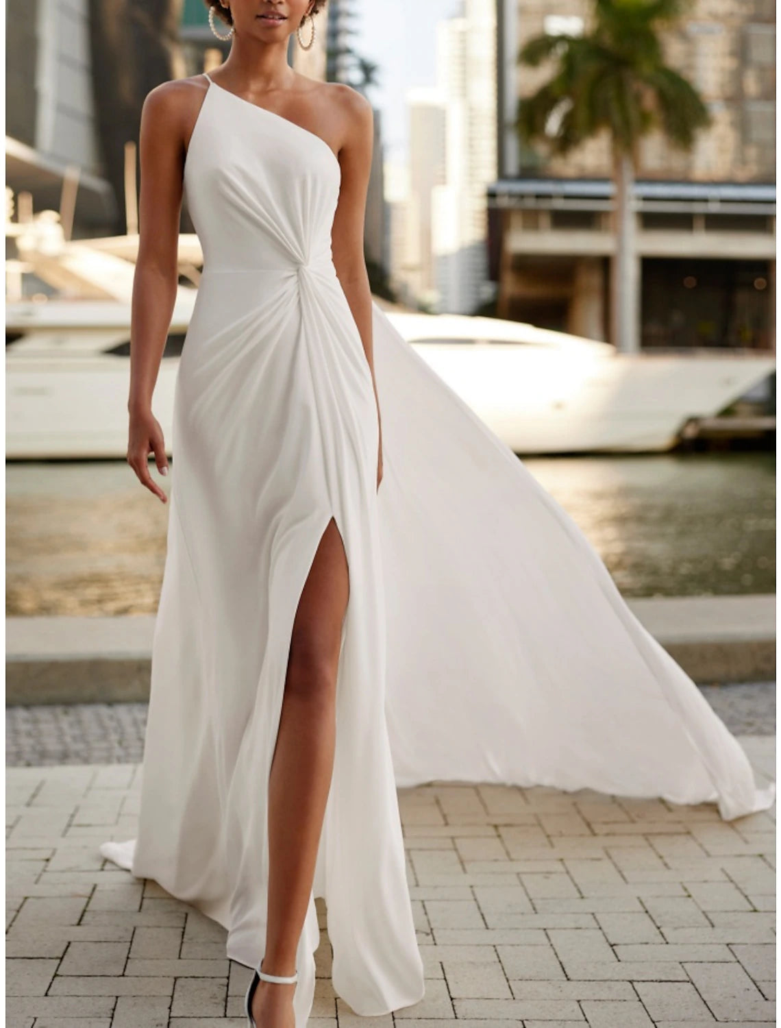 Trendy Aesthetics Hall Formal Wedding Dresses A-Line One Shoulder Sleeveless Court Train Chiffon Bridal Gowns With Pleats Split Front