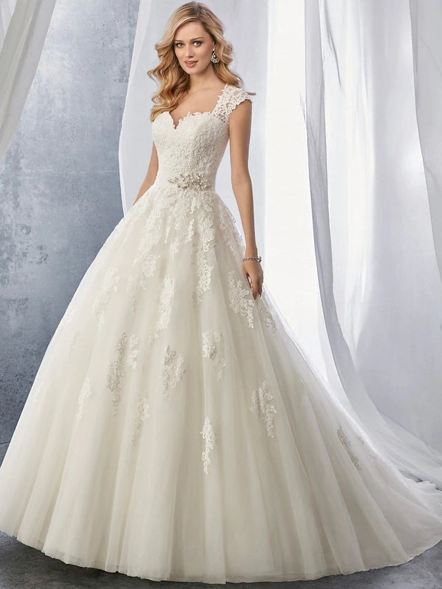 Chic Casual Wardrobe Essentials Engagement Formal Wedding Dresses Chapel Train Ball Gown Regular Straps Sweetheart Lace With Appliques