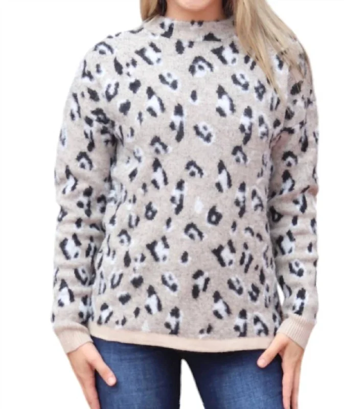 Women's Clothing Boutique Leopard Crew Sweater In Grey