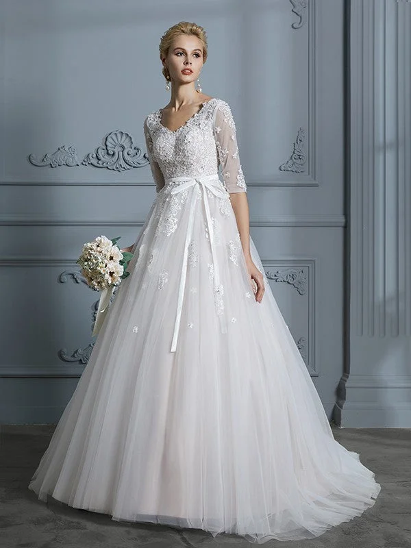 Chic And Edgy Ball Gown V-neck Court Train 1/2 Sleeves Lace Tulle Wedding Dresses