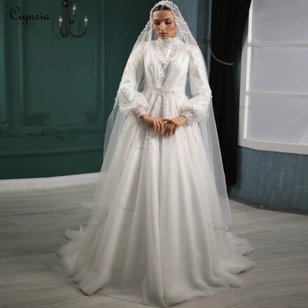 Trendy Street Style Attire Hijab Muslim Luxury Wedding Gowns for Women Bride A-Line Pearls Beading suknia ślubna Long Sleeve Bridal Dress