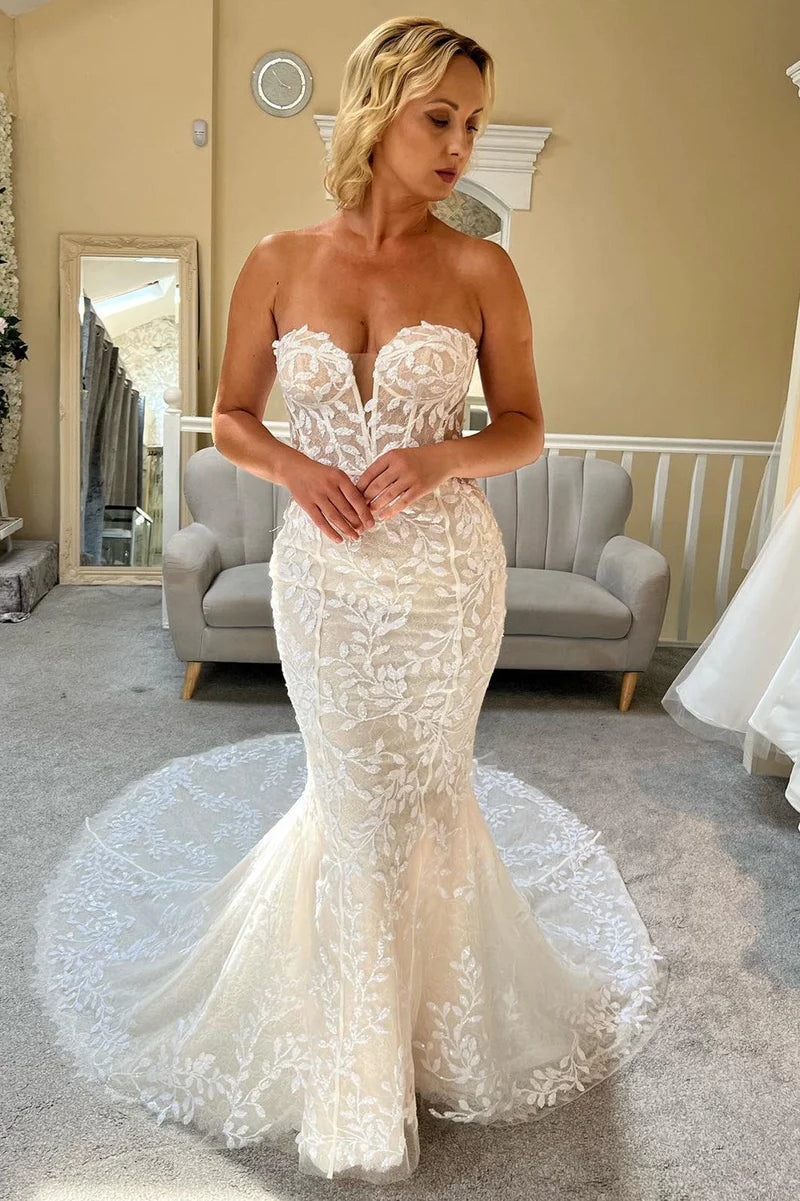 Crazy Price Slashing Wedding Dress Lace Strapless Mermaid Long