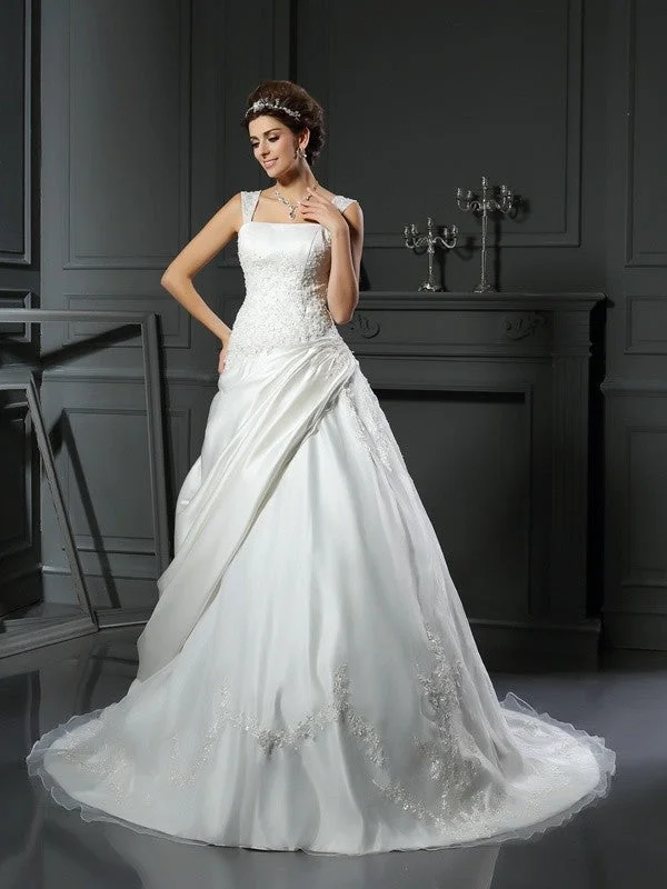 Durable Fashion Picks Ball Gown Straps Applique Sleeveless Long Satin Wedding Dresses