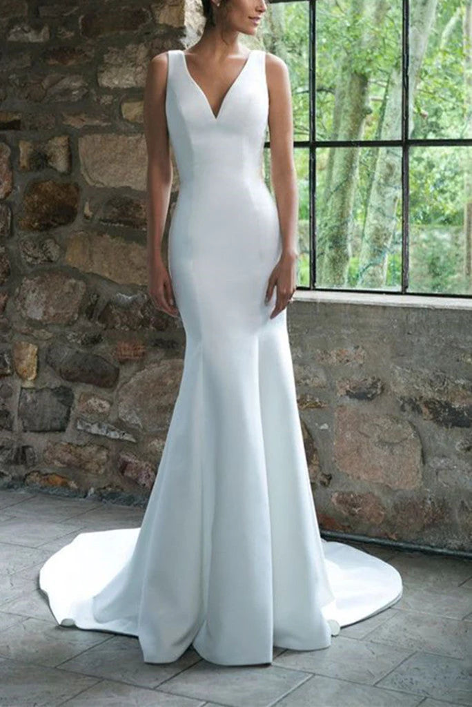 Chic Wardrobe Essentials Wedding Dress Long Bridal Gowns Simple Deep V Neck Sweep Train Mermaid Satin