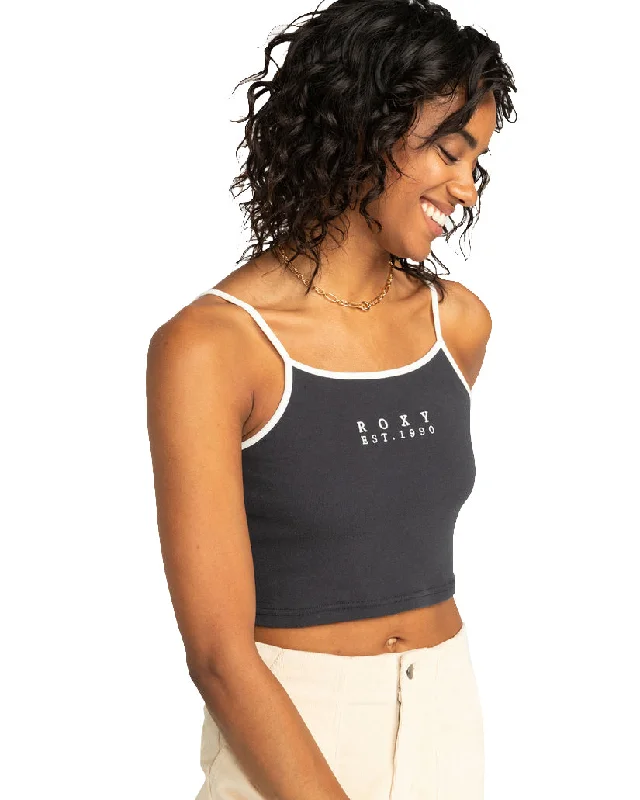 Day To Night Styles Roxy Vintage Cropped Tank