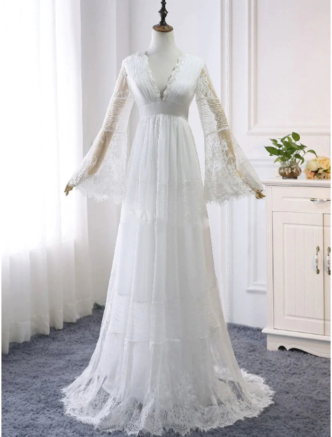 Trendy Women's Fashion Beach Boho Wedding Dresses A-Line V Neck Long Sleeve Floor Length Lace Bridal Gowns With Lace