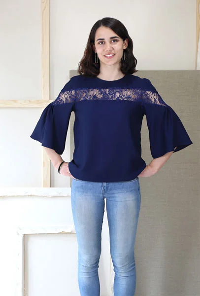 Chic Casual Wardrobe Essentials Liesl + Co Afternoon Tea Blouse