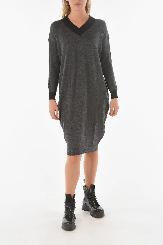 Style Upgrade Ixos Knitted SWAPS Midi Dress with V Neckline