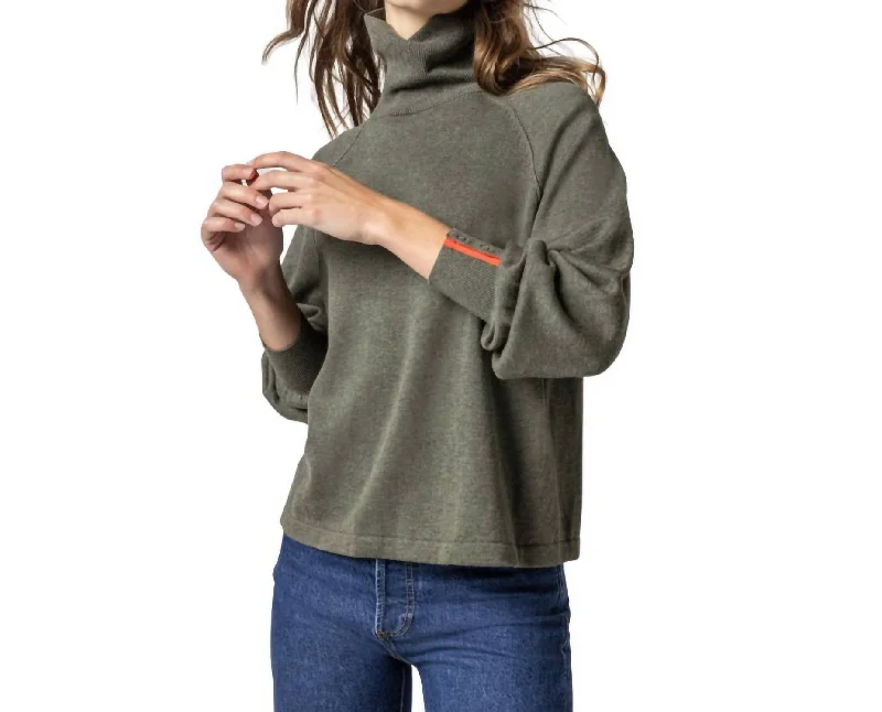 Women's Trendy Outfits Snap Cuff Turtleneck Sweater In Moss