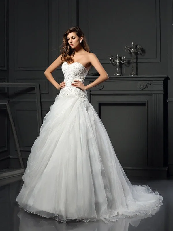 Timeless Elegance Redefined Ball Gown Sweetheart Ruffles Sleeveless Long Organza Wedding Dresses