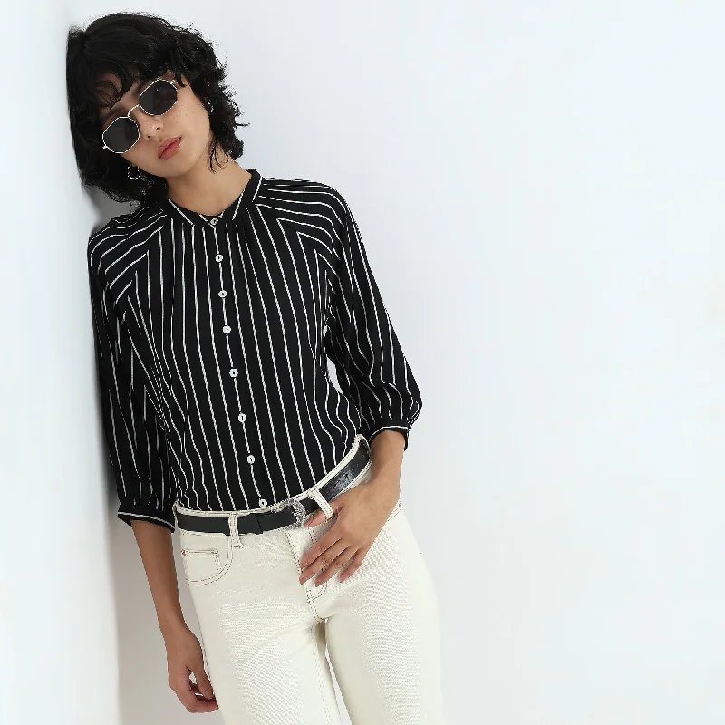 Fashion-Forward Offers Regular Fit Striped Top