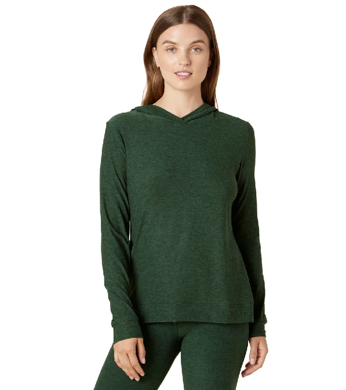 Unleash Your Trendy Side Beyond Yoga Featherweight Spacedye Day and Night Hoodie Forest Green/Pine